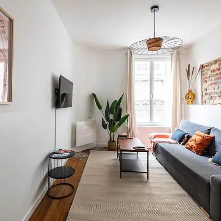 度假居 Immeuble Spacieux - Hyper Centre - 15 Couchages