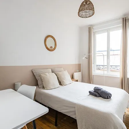 Immeuble Spacieux - Hyper Centre - 15 Couchages 度假居 *