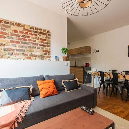 Immeuble Spacieux - Hyper Centre - 15 Couchages 別荘 ランス